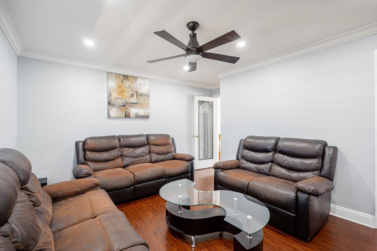 Breakfast Nook Photo of 9136 137 Street, Surrey, BC