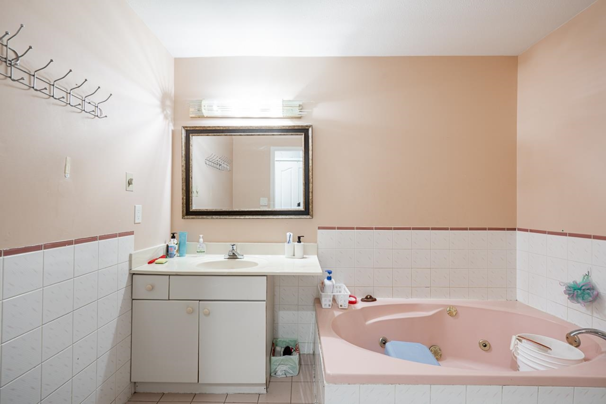 Outdoor Patio Photo of 9136 137 Street, Surrey, BC