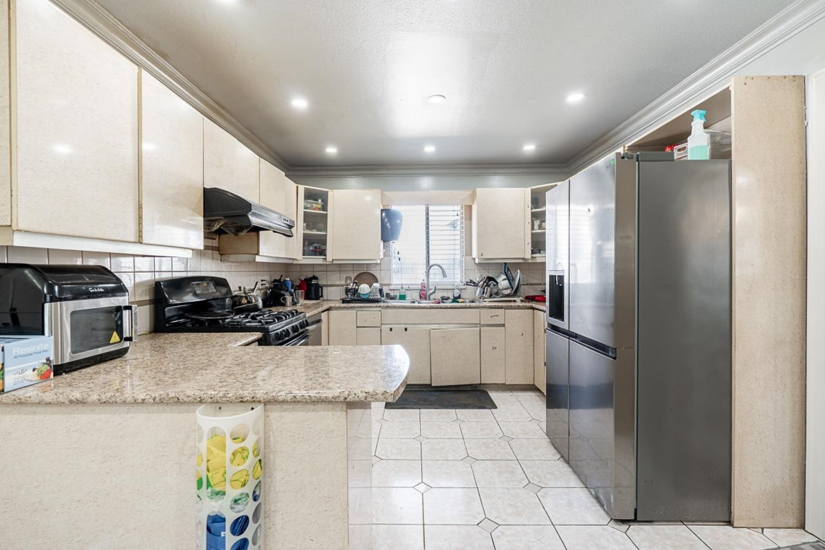 Primary Bedroom Photo of 9136 137 Street, Surrey, BC