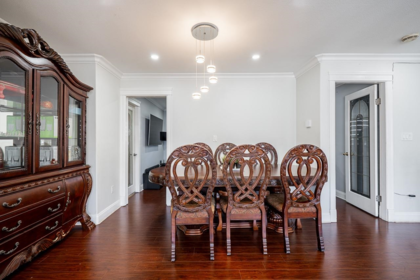 Kitchen Island Photo of 9136 137 Street, Surrey, BC