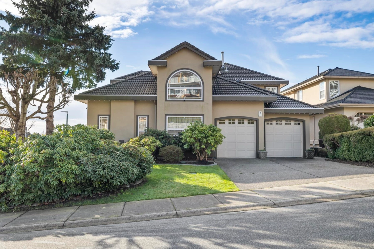 Fitness Center Photo Near 1542 Alpine Lane, Coquitlam, BC