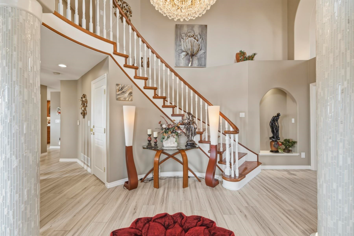 Kitchen Photo of 1542 Alpine Lane, Coquitlam, BC