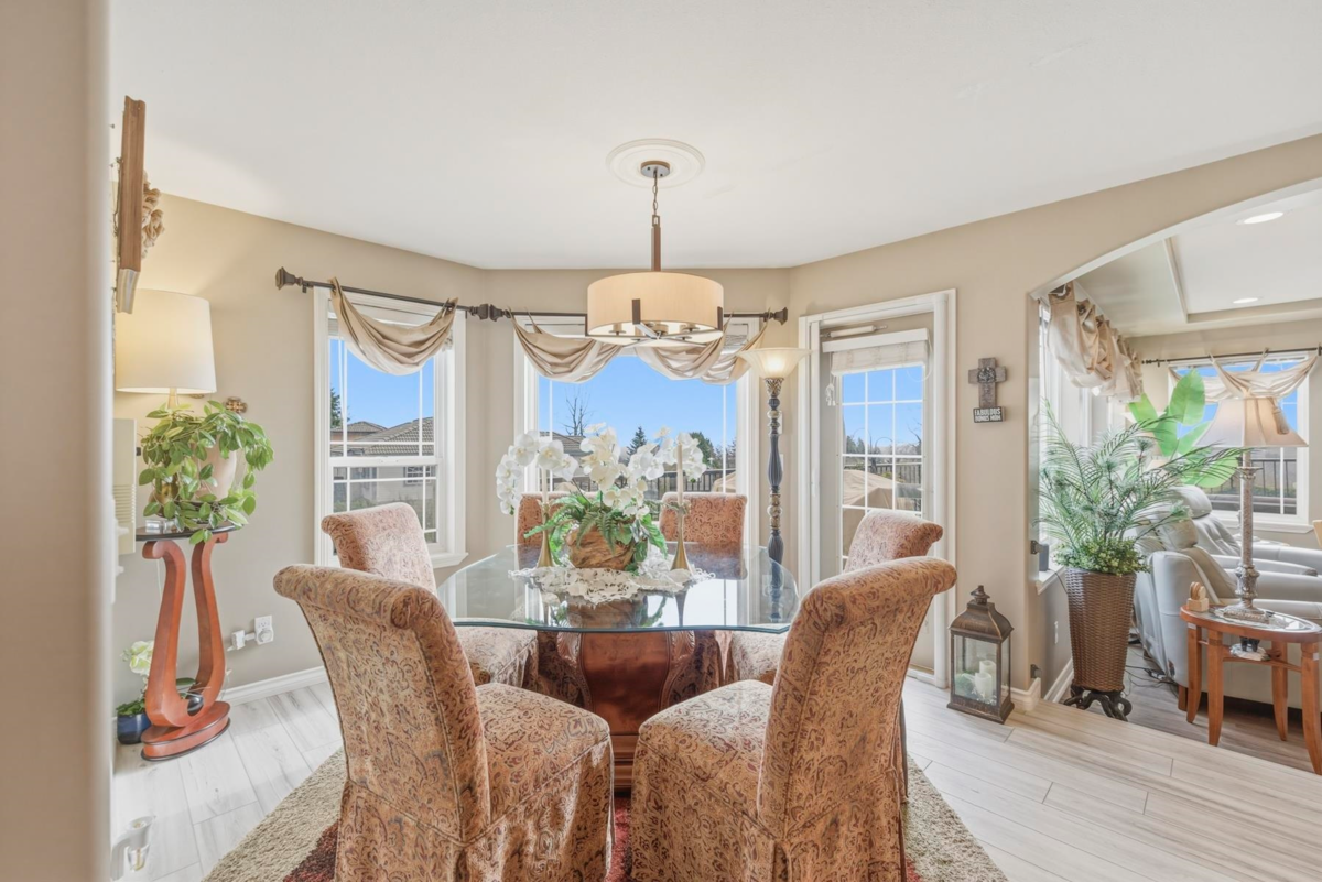 Primary Bathroom Photo of 1542 Alpine Lane, Coquitlam, BC