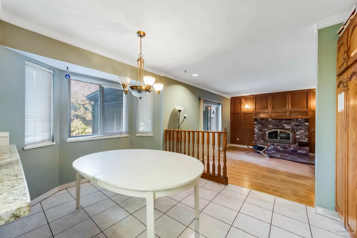 Basement Recreation Room Photo of 10331 Mortfield Road, Richmond, BC