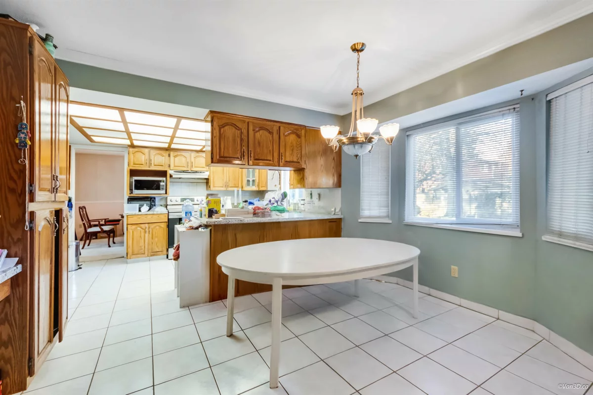 Laundry Room Photo of 10331 Mortfield Road, Richmond, BC