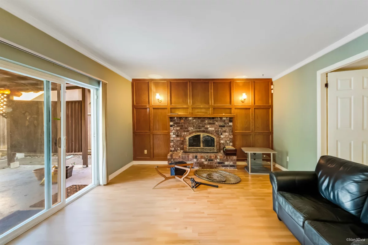 Mudroom Photo of 10331 Mortfield Road, Richmond, BC
