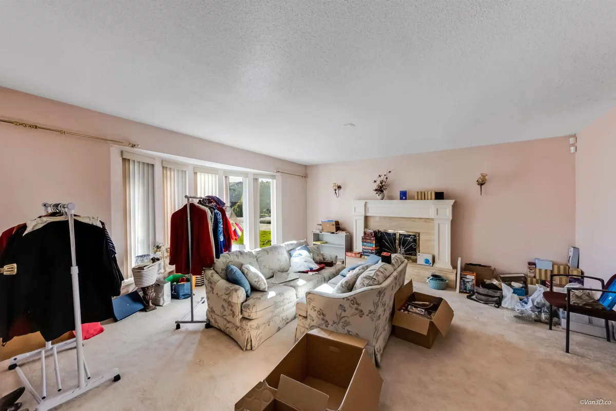 Powder Room Photo of 10331 Mortfield Road, Richmond, BC