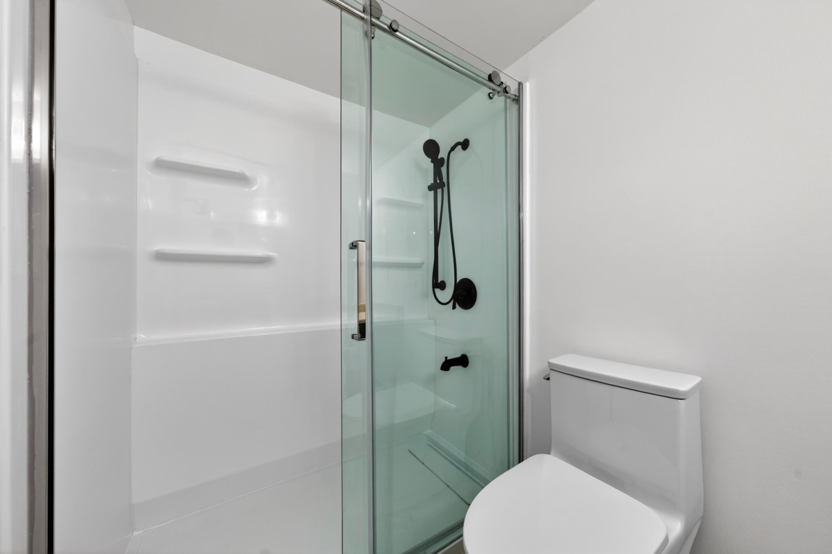 Entry Foyer Photo of 3438 Copeland Avenue, Vancouver, BC