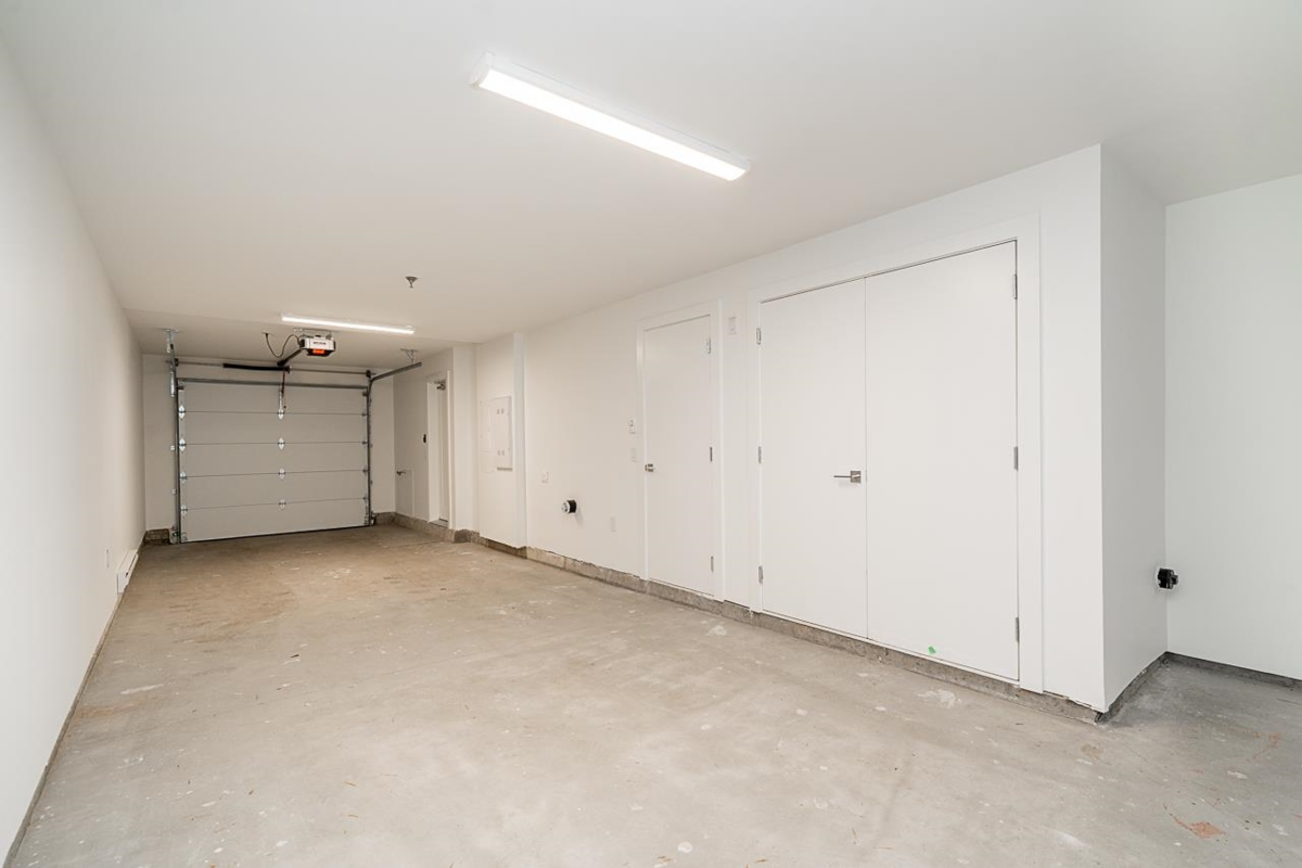 Basement Recreation Room Photo of 108 5330 198 Street, Langley, BC