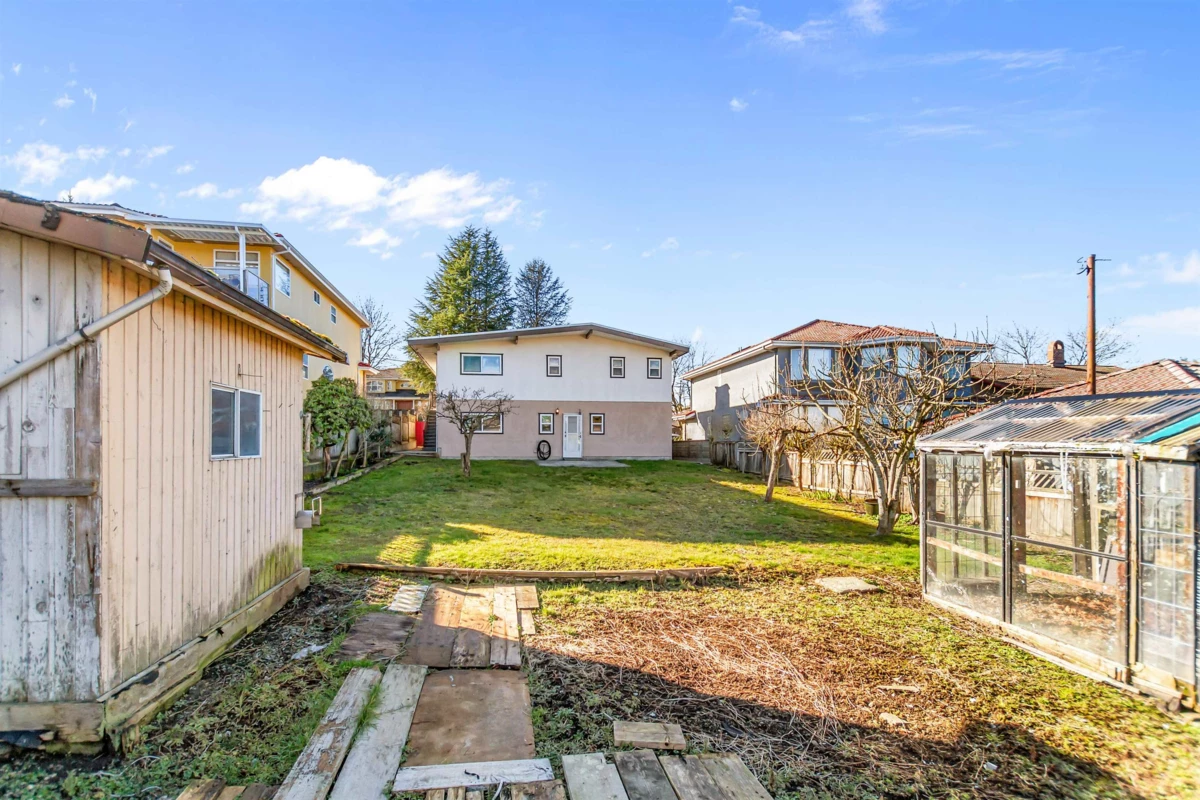 Outdoor Kitchen Photo of 6072 Selma Avenue, Burnaby, BC