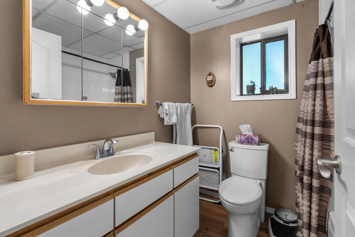 Garage Interior Photo of 29390 Duncan Avenue, Abbotsford, BC