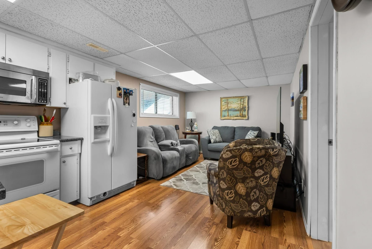 Laundry Room Photo of 29390 Duncan Avenue, Abbotsford, BC