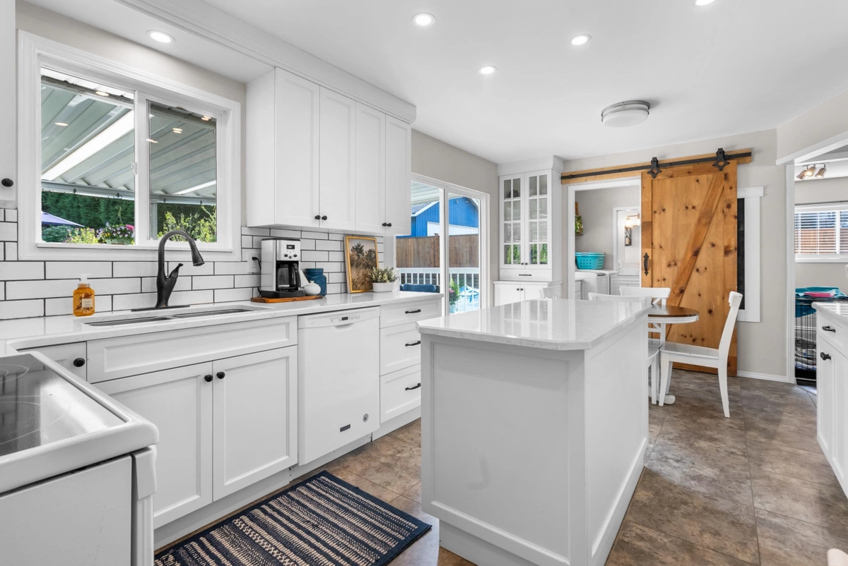 Primary Bedroom Photo of 29390 Duncan Avenue, Abbotsford, BC