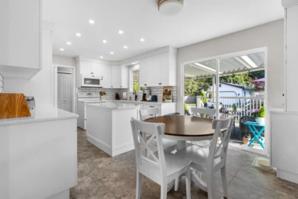 Breakfast Nook Photo of 29390 Duncan Avenue, Abbotsford, BC