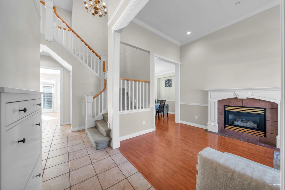 Living Room Photo of 9171 Pauleshin Crescent, Richmond, BC