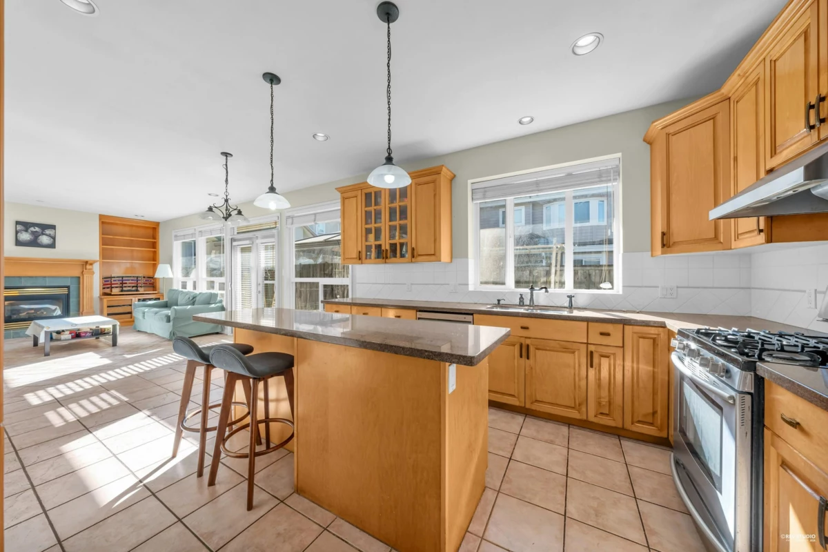 Primary Bathroom Photo of 9171 Pauleshin Crescent, Richmond, BC