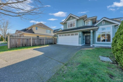 Swimming Pool Photo of 9171 Pauleshin Crescent, Richmond, BC