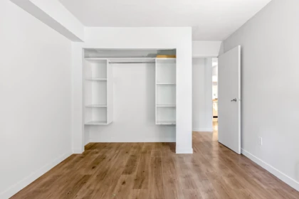 Basement Recreation Room Photo of 205 2328 Oxford Street, Vancouver, BC