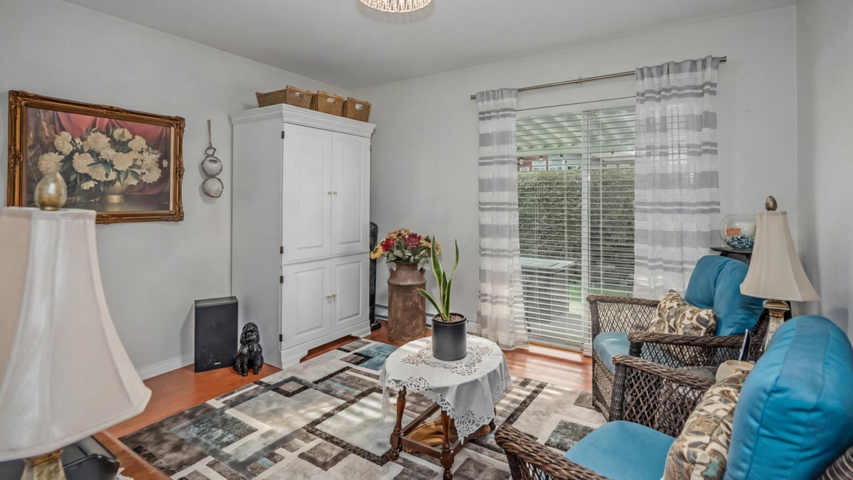 Guest Bathroom Photo of 25 12276 189a Avenue, Pitt Meadows, BC