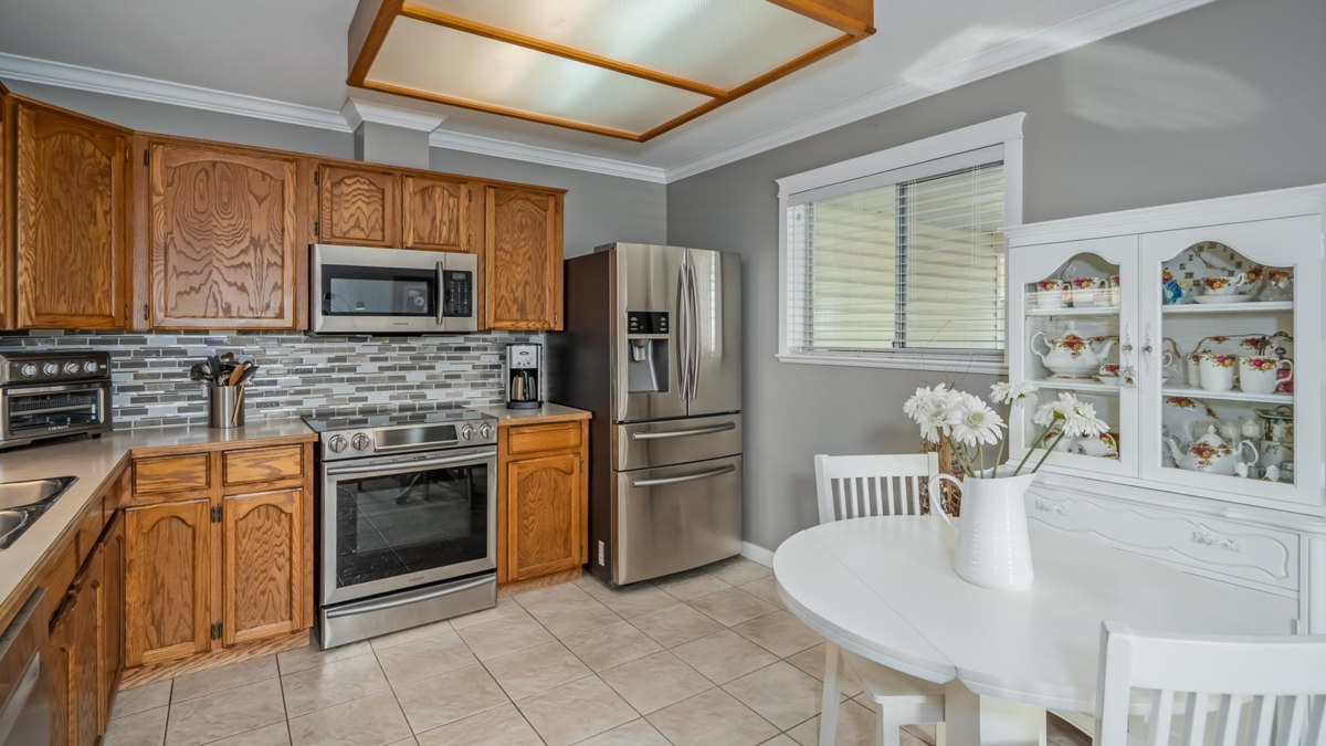 Walk-In Closet Photo of 25 12276 189a Avenue, Pitt Meadows, BC