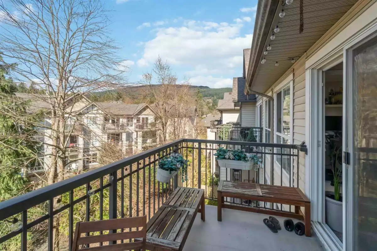 Laundry Room Photo of 406 1150 E 29th Street, North Vancouver, BC
