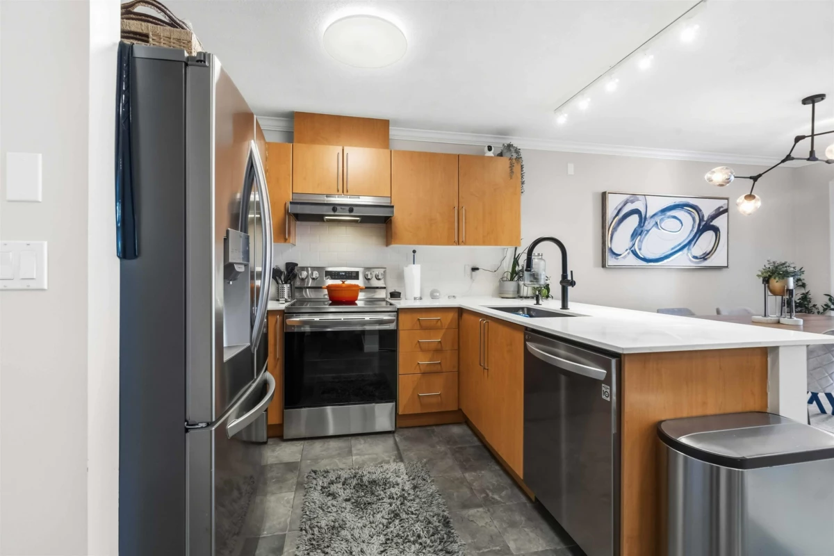 Living Room Photo of 406 1150 E 29th Street, North Vancouver, BC