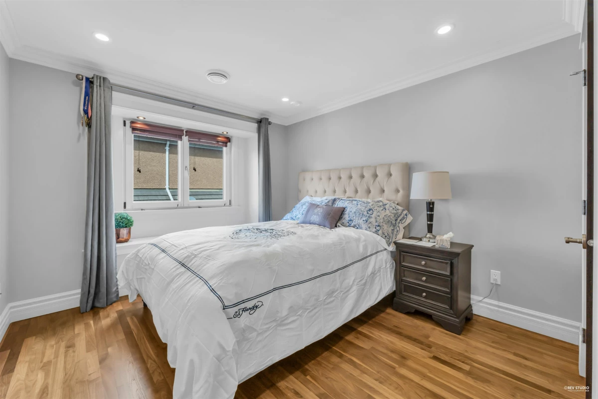 Basement Recreation Room Photo of 5990 Cartier Street, Vancouver, BC