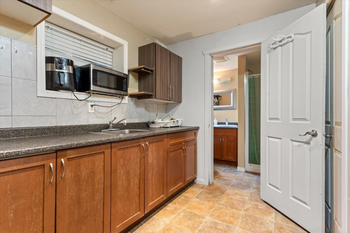 Garage Interior Photo of 6611 Reid Road, Chilliwack, BC