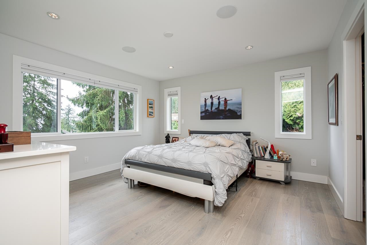 Powder Room Photo of 4365 Mountain Highway, North Vancouver, BC