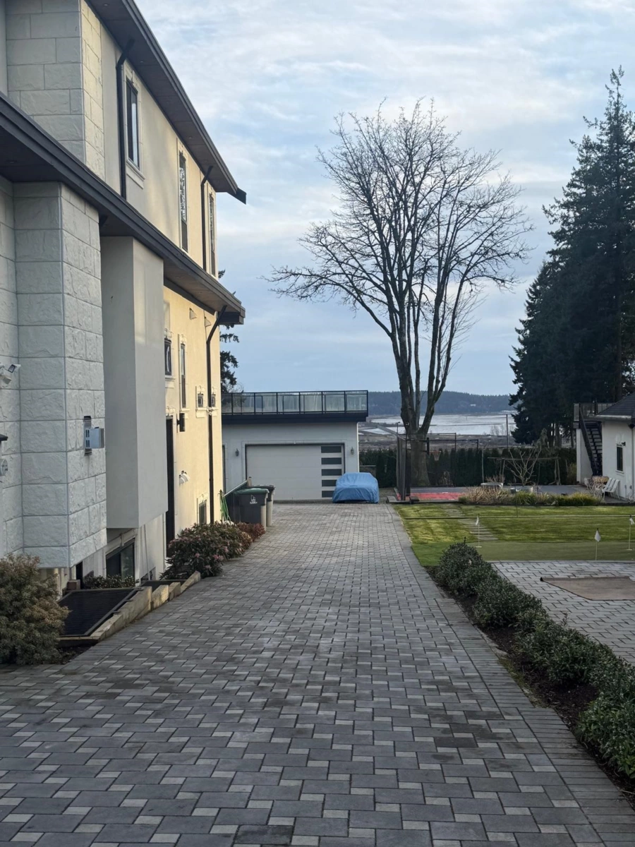 Loft / Bonus Room Photo of 13170 57 Avenue, Surrey, BC