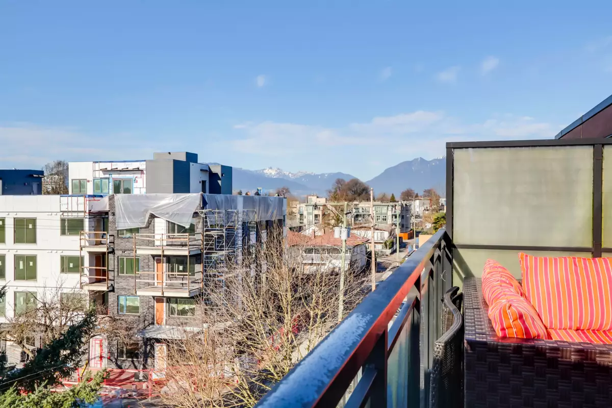 Bedroom 4 Photo of 403 688 E 18th Avenue, Vancouver, BC