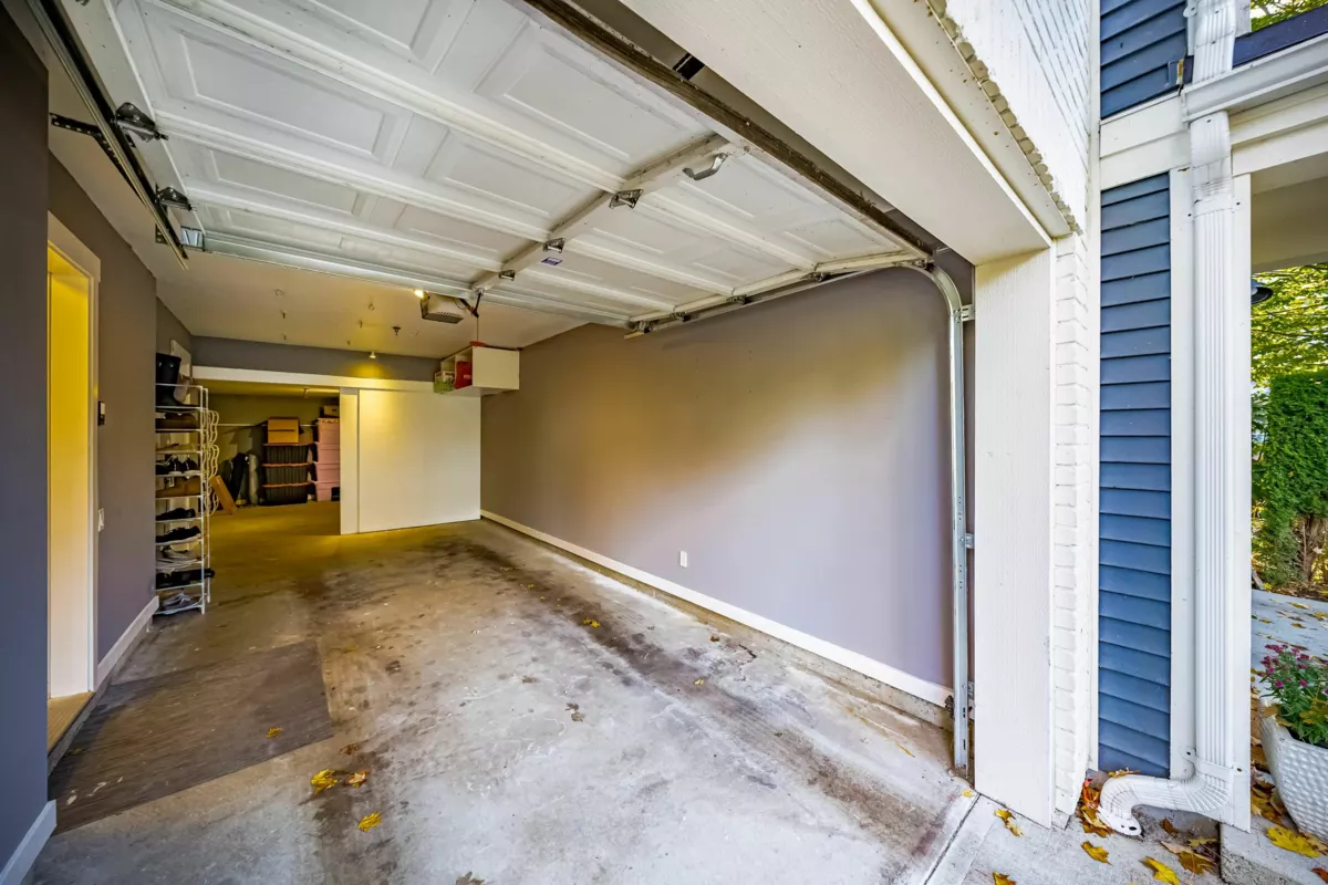 Front Yard Photo of 24 2423 Avon Place, Port Coquitlam, BC