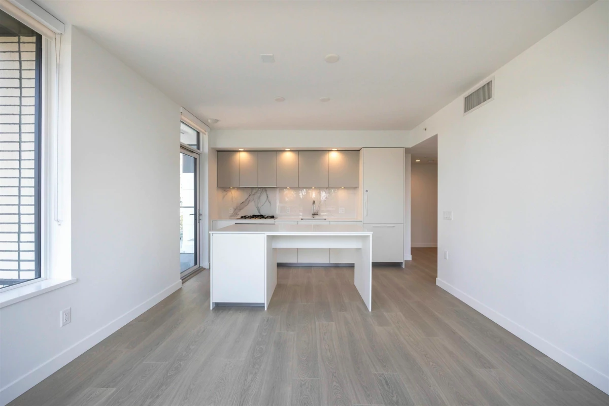 Kitchen Island Photo of 207 6537 Telford Avenue, Burnaby, BC