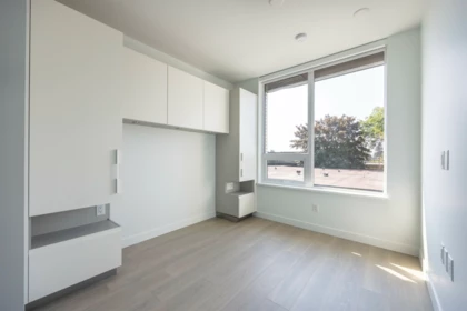 Walk-In Closet Photo of 207 6537 Telford Avenue, Burnaby, BC