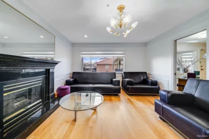 Swimming Pool Photo of 6575 Raleigh Street, Vancouver, BC