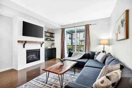 15 18983 72a Avenue, Surrey, BC, Surrey — Townhouse for sale