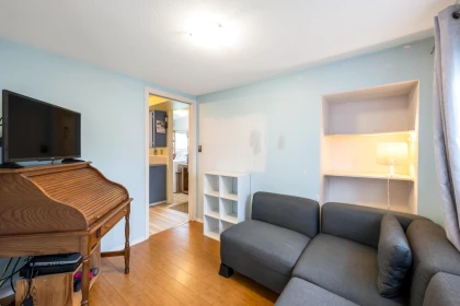 Bedroom 4 Photo of 32881 1st Avenue, Mission, BC