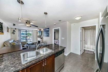 Office / Den Photo of 1508 1 Renaissance Square, New Westminster, BC