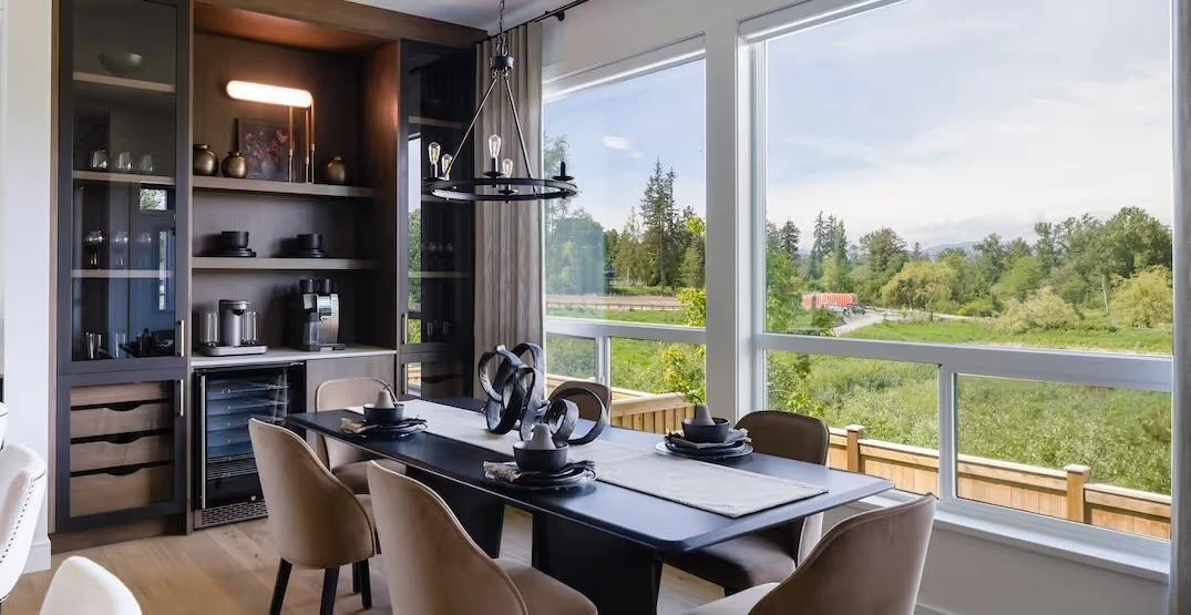 Dining Area Photo of 19667 76b Avenue, Langley, BC
