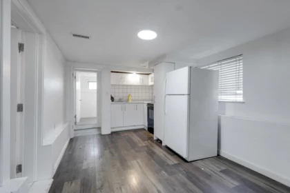 Laundry Room Photo of 10080 143 Street, Surrey, BC