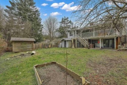 Outdoor Kitchen Photo of 10080 143 Street, Surrey, BC
