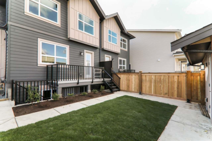 Hot Tub / Spa Photo of 20687 76 Avenue, Langley, BC