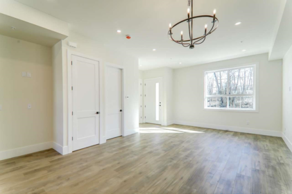 Kitchen Island Photo of 20687 76 Avenue, Langley, BC