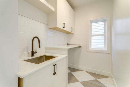 Laundry Room Photo of 20687 76 Avenue, Langley, BC