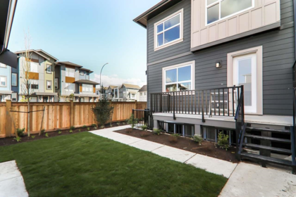 Outdoor Kitchen Photo of 20687 76 Avenue, Langley, BC