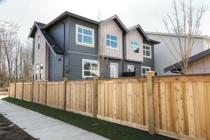 Swimming Pool Photo of 20687 76 Avenue, Langley, BC