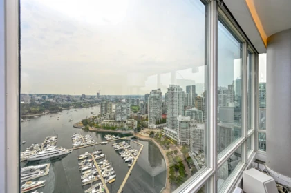 Outdoor Deck Photo of 3307 1033 Marinaside Crescent, Vancouver, BC