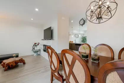 Breakfast Nook Photo of 8 7374 194a Street, Surrey, BC