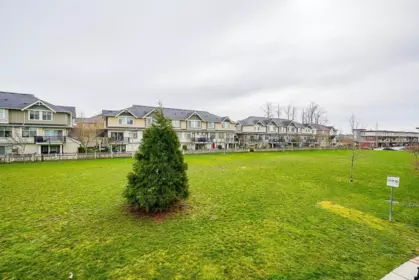 Office / Den Photo of 8 7374 194a Street, Surrey, BC