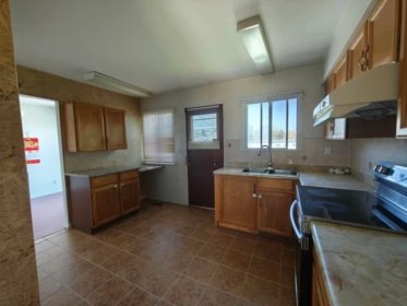Kitchen Photo of 10271 Rosedene Crescent, Richmond, BC